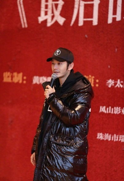 潘玮柏自曝瘦身成果，下颌线更显犀利
