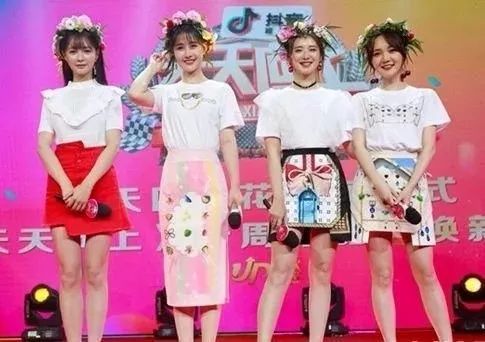 四朵小花游戏攻略大全(四朵小花游戏攻略大全最新) 第1张